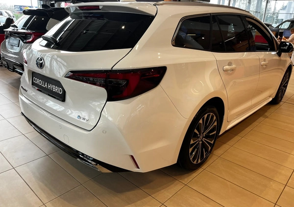 Toyota Corolla cena 139999 przebieg: 7, rok produkcji 2024 z Brzozów małe 92